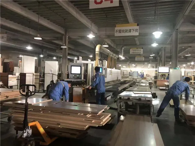 探秘飞美工厂 智能定制如何重塑家居边界